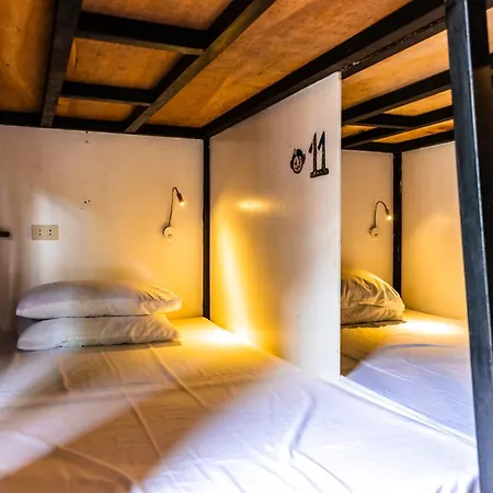 Mad Monkey Hostel Siargao (Adults Only) General Luna  Exterior photo